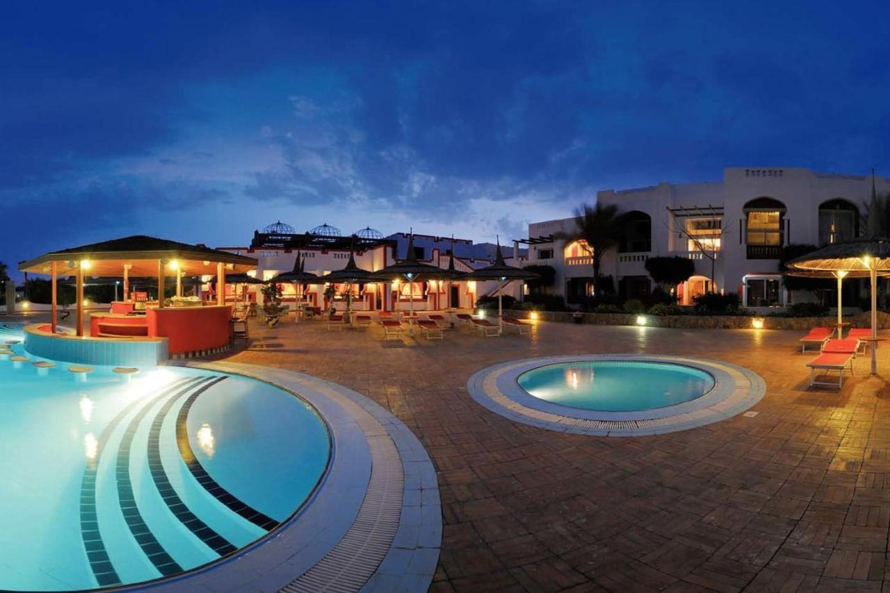 Private One Bedroom Domina Coral Bay 沙姆沙伊赫 外观 照片